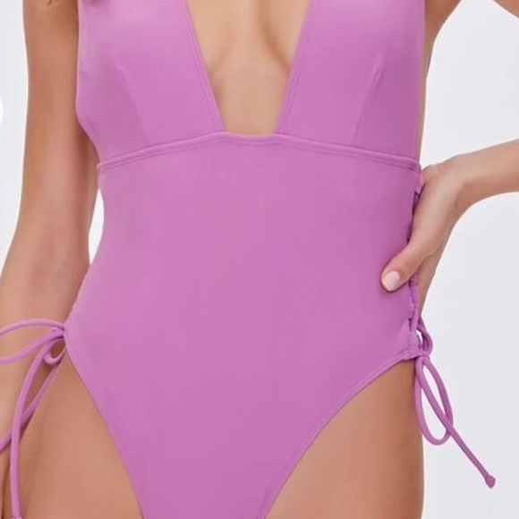 One-Piece Swimsuit - Picture 1 of 4